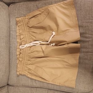 Banana Republic shorts, NWT, L